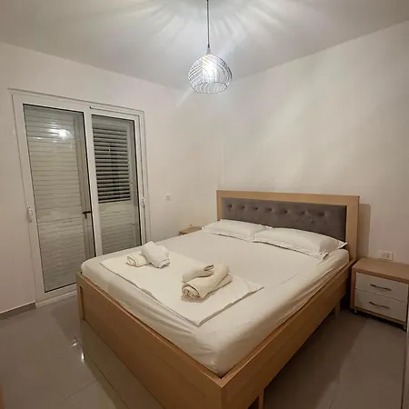 Florida Apartment -Qerret Beach * Golem (Tirana)